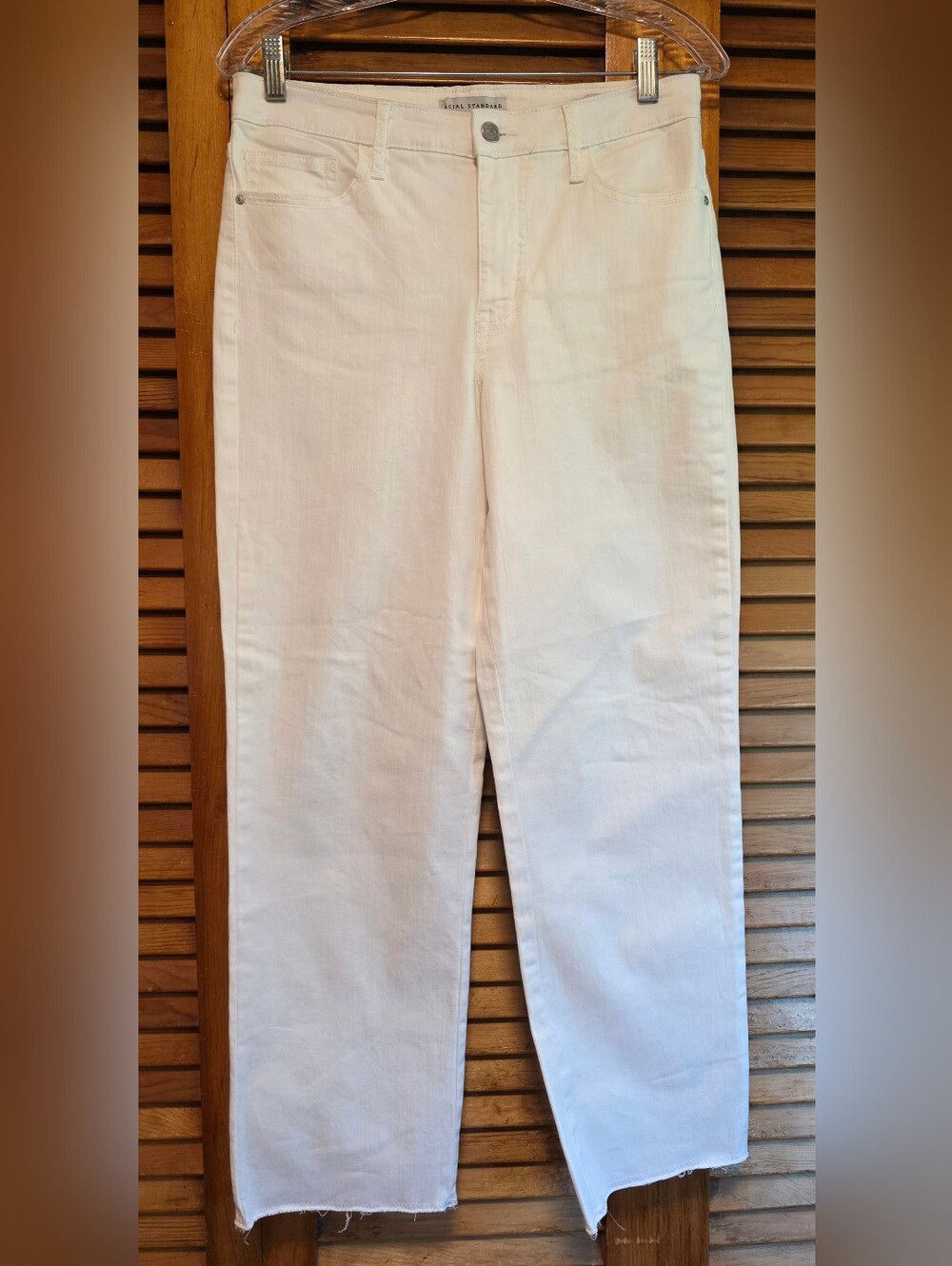 Social Standard by Sanctuary White Jeans High Rise Crop Straight Raw Hem Size 6